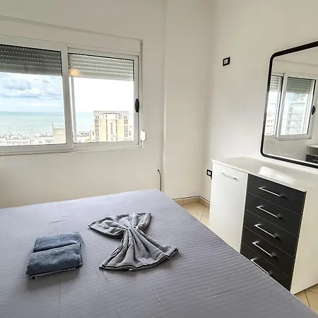 Apartment Absolute Oceanfront Durres